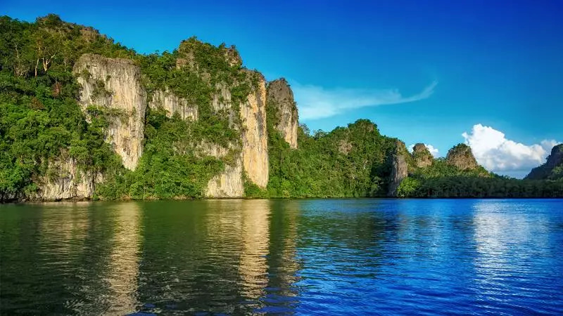 pulau terbaik untuk snorkeling di langkawi pulau bumbon besar dan kecil