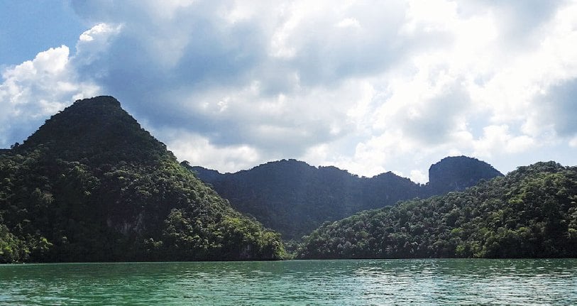 pulau terbaik untuk snorkeling di langkawi pulau dayang bunting